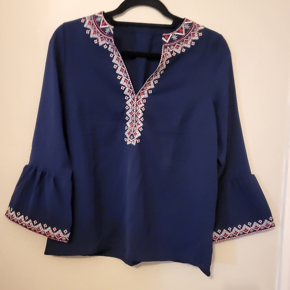 Womens blue 3/4 sleeve blouse